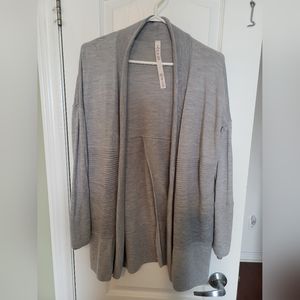 LULULEMON Cardigan, Sit in Lotus Wrap II, Light Blue/Grey, Size 4